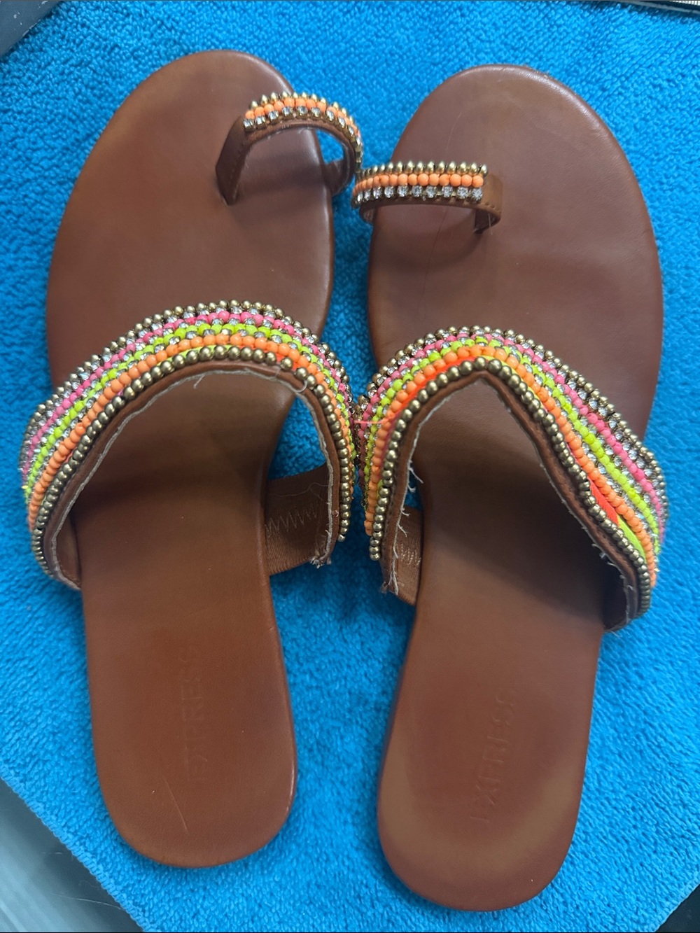 Express Brown Leather Beaded Toe-Loop Sandals with Multicolor Accents